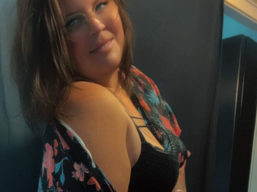 Meine Freundin besorgt es mir - Erotik Amateur