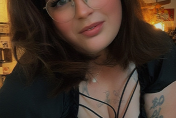 Sunnybunny84, 41 Jahre, Pornodarstellerin, aus Reinickendorf Sunnybunny84, 41 Jahre, Pornodarstellerin, aus Reinickendorf
