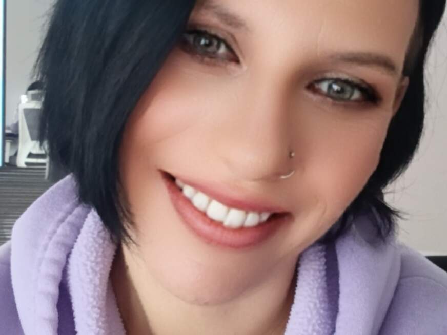 D**ker S*****z mit Latexhandschuhe a********n - Erotik Amateur