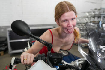 Bikergirl-97 - Profilbild