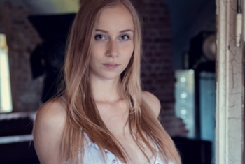 SirenaSweet, 24 Jahre, Pornodarstellerin, aus München