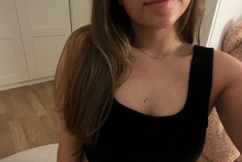 BellaPrincess, 21 Jahre, Pornodarstellerin