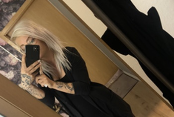 BadRabbit ᐅ 20 Jährige Pornodarstellerin aus Columbia
