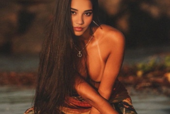 AuroraHot, 24 Jahre, Pornodarstellerin, aus Brasil