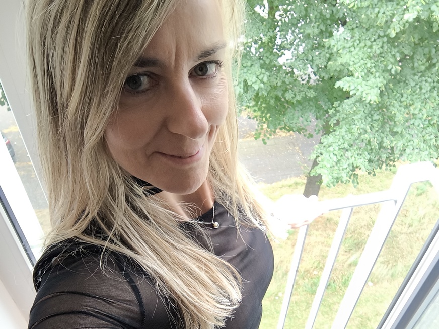 LissLonglegs ᐅ 48 Jährige Pornodarstellerin aus Köln