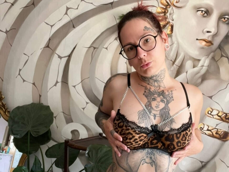 Ohaaa Ich stelle mich MIT STIMMME vor !! Krass ! - Erotik Amateur