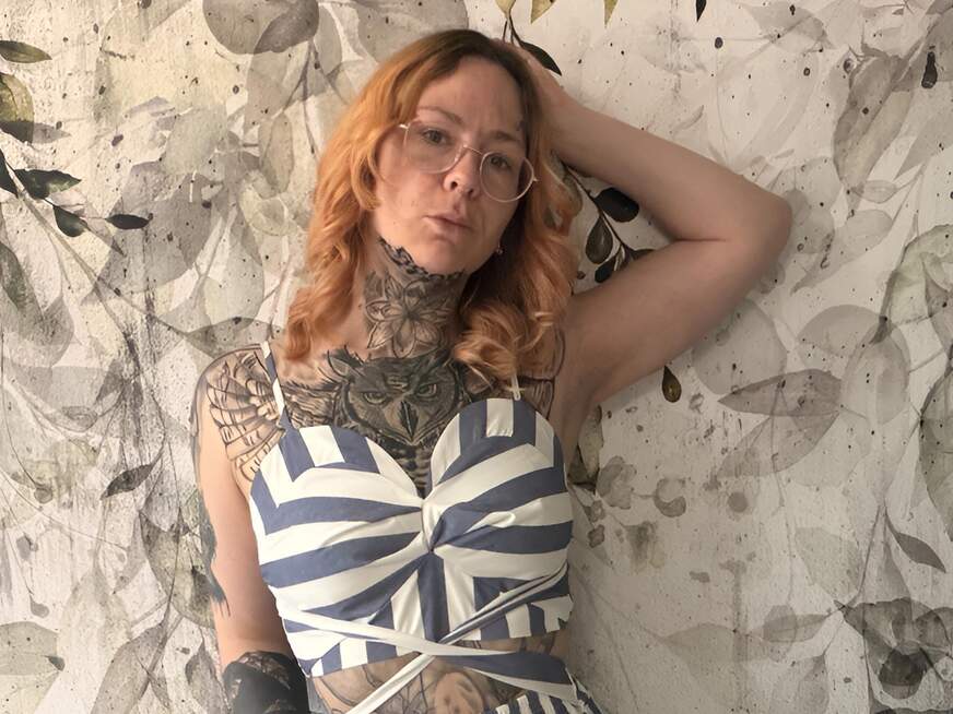 Wahnsinn! Geile DirtyTalk closeup P********n S****t show! - Erotik Amateur