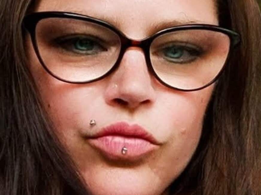 Nancyf****t