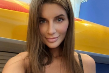 SportyTits, 38 Jahre, Pornodarstellerin aus Russland