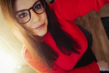 Nachtkristall1004, 33 Jahre, Pornodarstellerin aus Freiburg im Breisgau