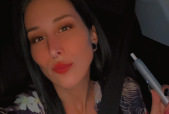 Manuschkaa  36 weiß genau, was ich will   Ich liebe gute Gespräche, ein bisschen Humor und Menschen, die wissen, wie man Interesse zeigt  Keine Lust auf langweilige „Hey“-Nachrichten – überrasche mich lieber!  Zwischen Tattoo-Vibes, einem Hauch Geheimnis und einer offenen Art findest du bei mir genau die Mischung, die man nicht überall bekommt.  Wenn du charmant bist, ein bisschen frech und weißt, wie man eine Frau zum Lächeln bringt… dann trau dich   Schreib mir – ich beiße nur, wenn man mich darum bittet 