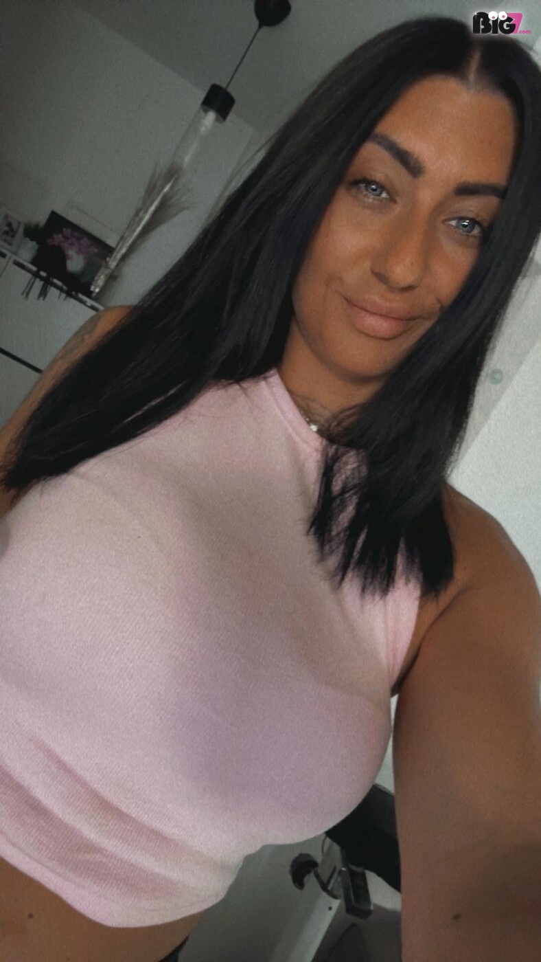 Lucy_rush - German Porn Actor