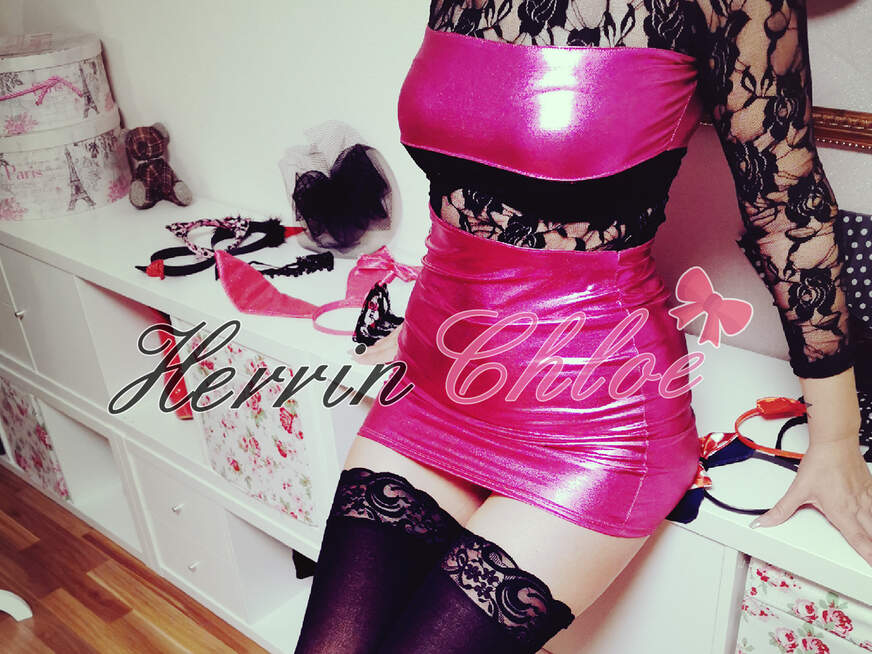 Dein Vorstellungsgespräch bei einer dominanten Chefin - Erotik Amateur