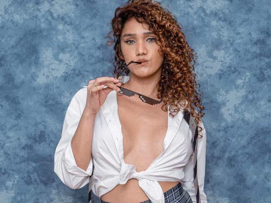 Queen Samantha - Erotik Amateur