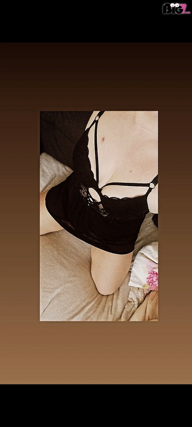 CurvyIsabell - German Porn Actor