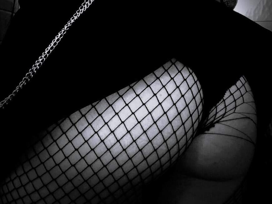 Handschellen Hecheln... Ich fessel mich selbst und F****r mich zum Orgasmus - Erotik Amateur