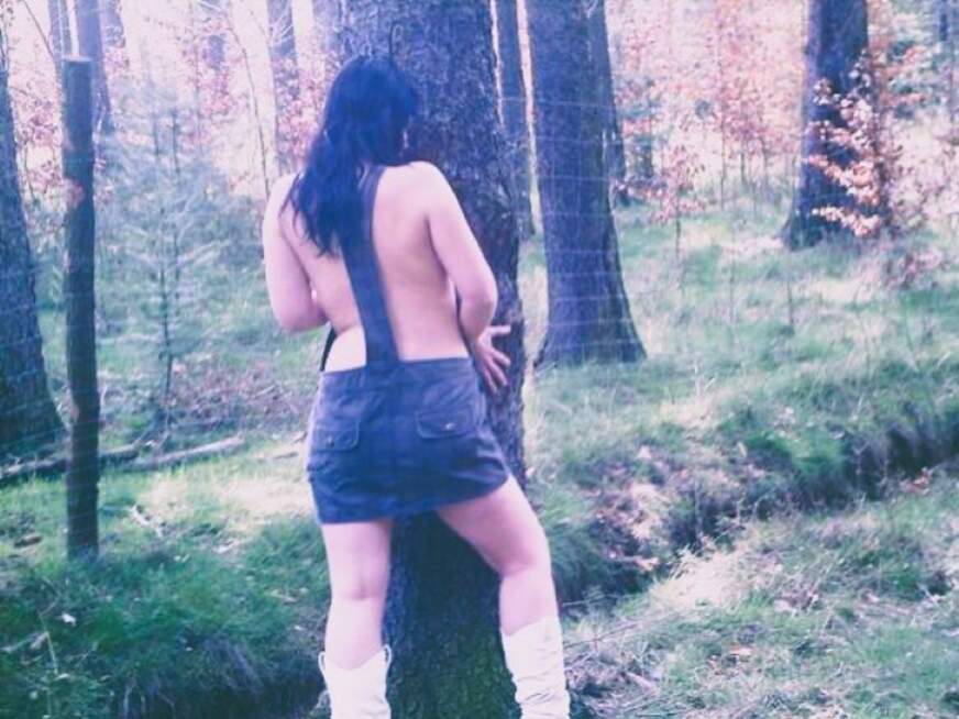 Büro-Quickie endet im heißen C******e - Erotik Amateur