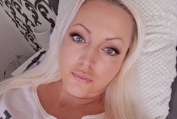 KimLay, 39 Jahre, Pornodarstellerin