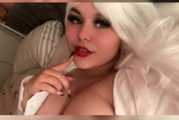 Dirtyleylaa ᐅ 21 Jährige Pornodarstellerin