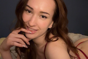 Nikadove, 23 Jahre, Pornodarstellerin, aus Berlin