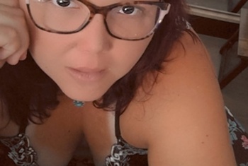 TastyFarfallina, 35 Jahre, Pornodarstellerin, aus Freiburg im Breisgau