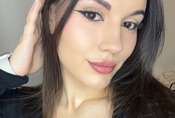 LaylaNiedlich, 22 Jahre, Pornodarstellerin, aus Polen