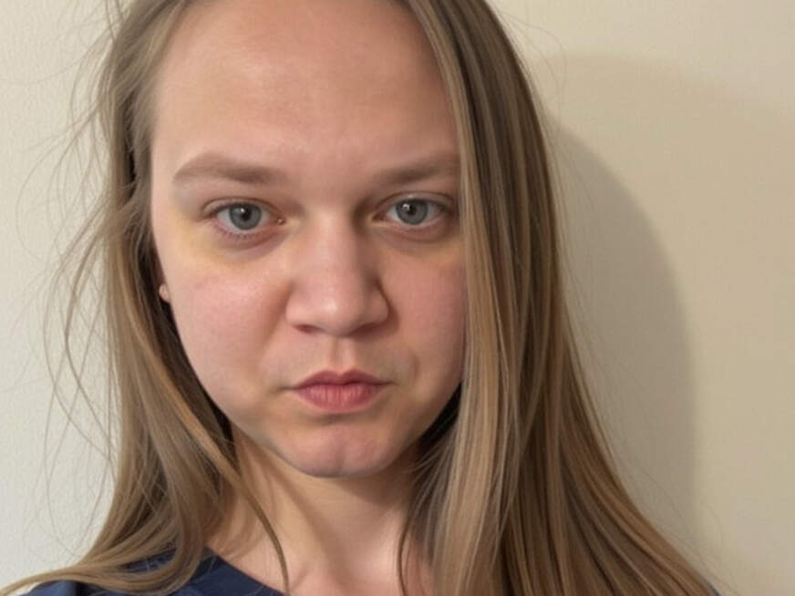 Druckabbau am Morgen - Erotik Amateur