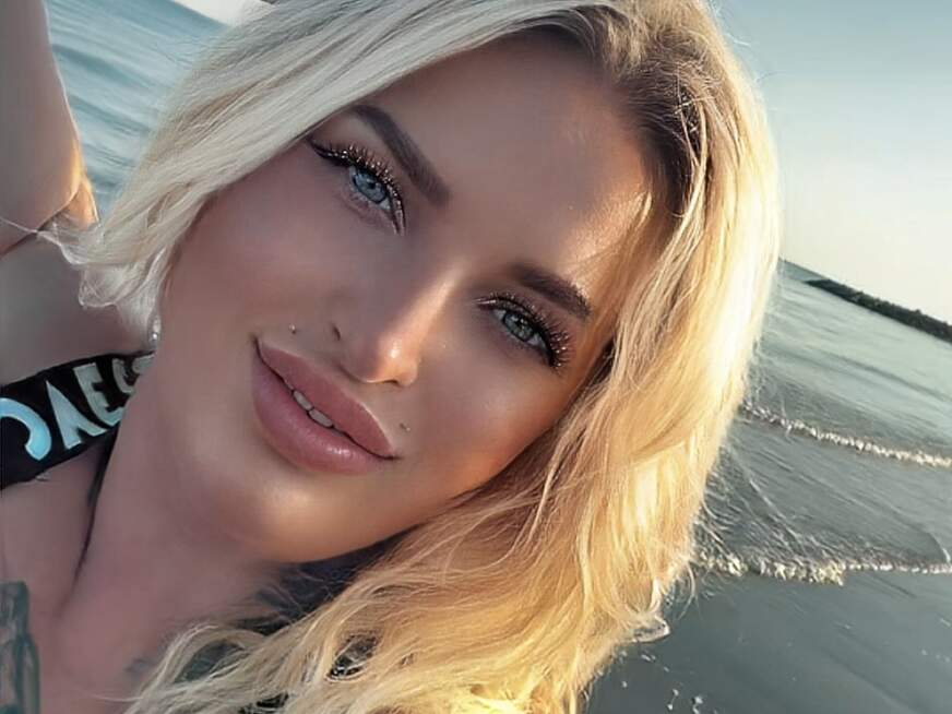 Upssss Erwischt - Geiler Outdoor Quicki - Erotik Amateur