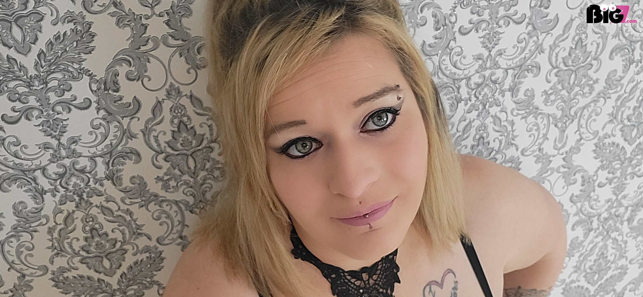  hi, ich bin kein Barbie-Püppchen, ich bin eine junge Frau zum anfassen. Mit mir kann man viel Spaß haben. Wenn ihr Interesse habt, dann meldet Euch doch mal.