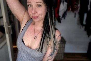 JayJayXX, 25 Jahre, Pornodarstellerin, aus Chemnitz