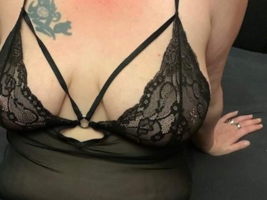 M****i - Erotik Amateur