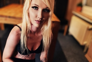 Ginacolada, 28 Jahre, Pornodarstellerin, aus Hamburg