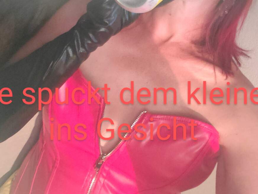 Nylon und Spitze - Erotik Amateur