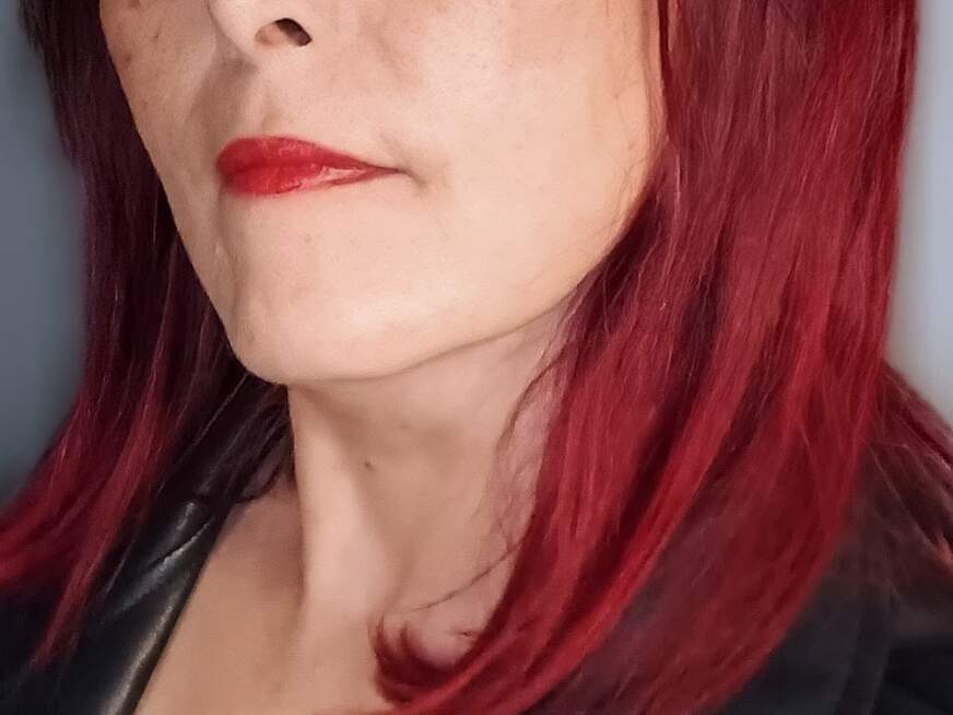 Golden Latex - Erotik Amateur