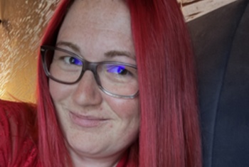 Redmilf, 32 Jahre, Pornodarstellerin
