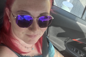 Redmilf, 31 Jahre, Pornodarstellerin