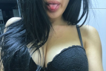 xxasiagirlxx, 22 Jahre, Pornodarstellerin, aus Frankfurt