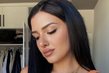 xxasiagirlxx, 23 Jahre, Pornodarstellerin, aus Frankfurt