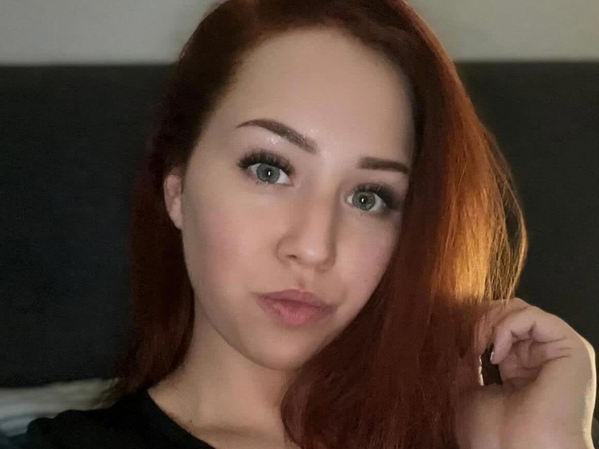 SugarAndDirty ᐅ 33 Jährige Pornodarstellerin