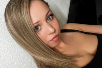 SugarAndDirty, 33 Jahre, Pornodarstellerin