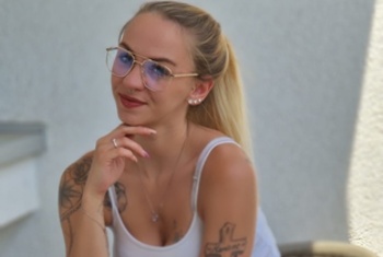 Jessielie, 27 Jahre, Pornodarstellerin, aus Karlsruhe