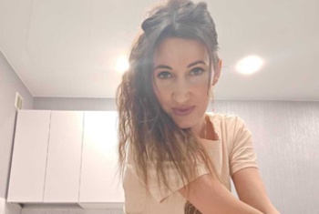ModestMonika, 29 Jahre, Pornodarstellerin, aus Russland