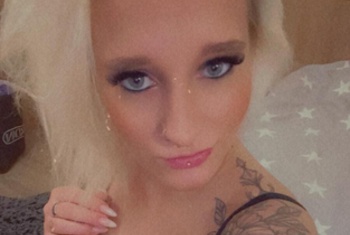 SweetButSpicyXX, 31 Jahre, Pornodarstellerin