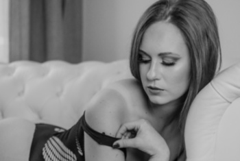 LyraSensual, 29 Jahre, Pornodarstellerin aus Frankfurt am Main, Deutschland