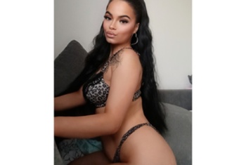 AlluCanx, 25 Jahre, Pornodarstellerin aus Gera