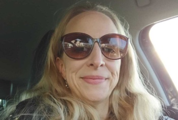 BettyBooty  BettyBooty | 46 | Blond | Natürliche MILF &amp;amp; Amateurmodell. Content-Creatorin mit Fokus auf authentische Foto- und Videoproduktionen. Weibliche Kurven, selbstbewusstes Auftreten und echter Amateur-Charme stehen bei mir im Mittelpunkt. Wenn du natürliche Ausstrahlung und persönliche Inhalte magst, bist du hier genau richtig.