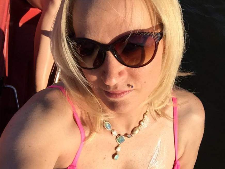 julchen2014 ᐅ 35 Jährige Pornodarstellerin aus München