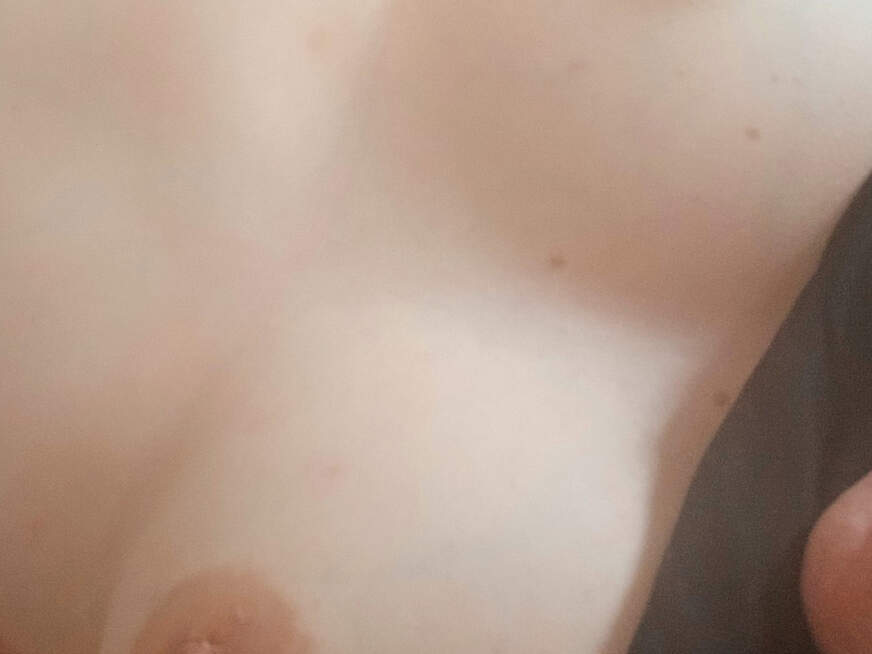 Hairy-Kim ᐅ 30 Jährige Pornodarstellerin
