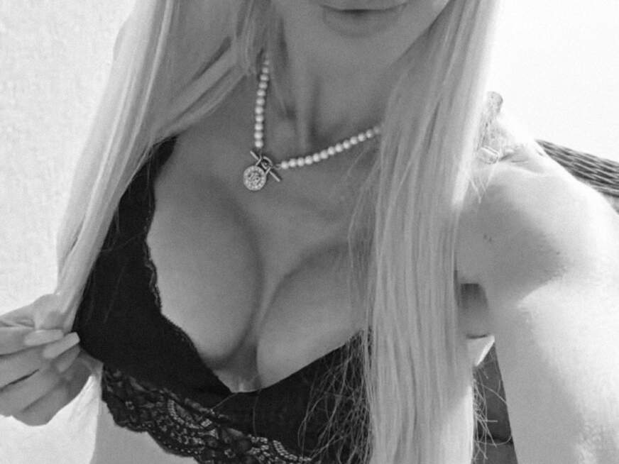 TiffanyWet - Bolg