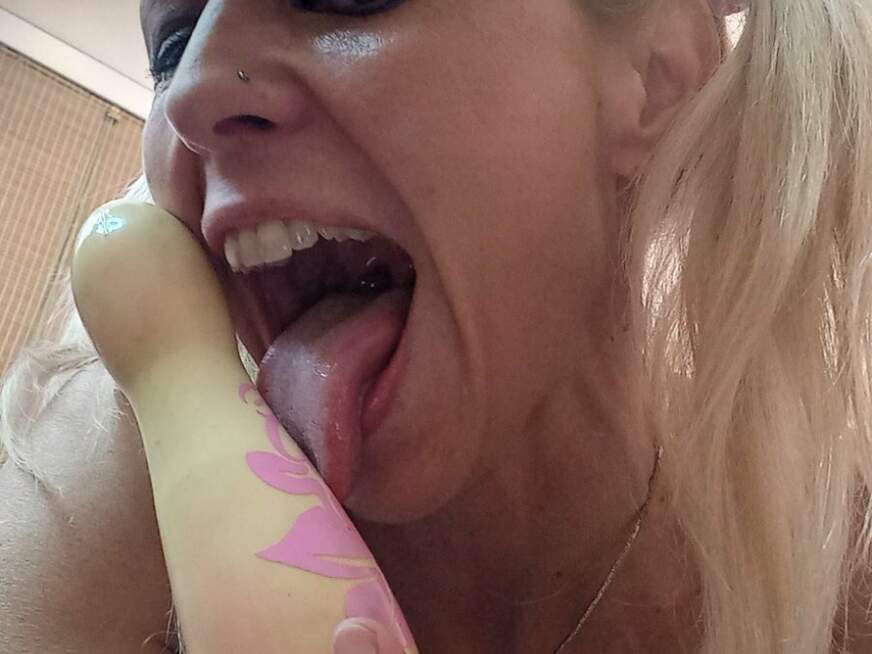 BarbieKenLive ᐅ 40 Jährige Pornodarstellerin aus BP, HU